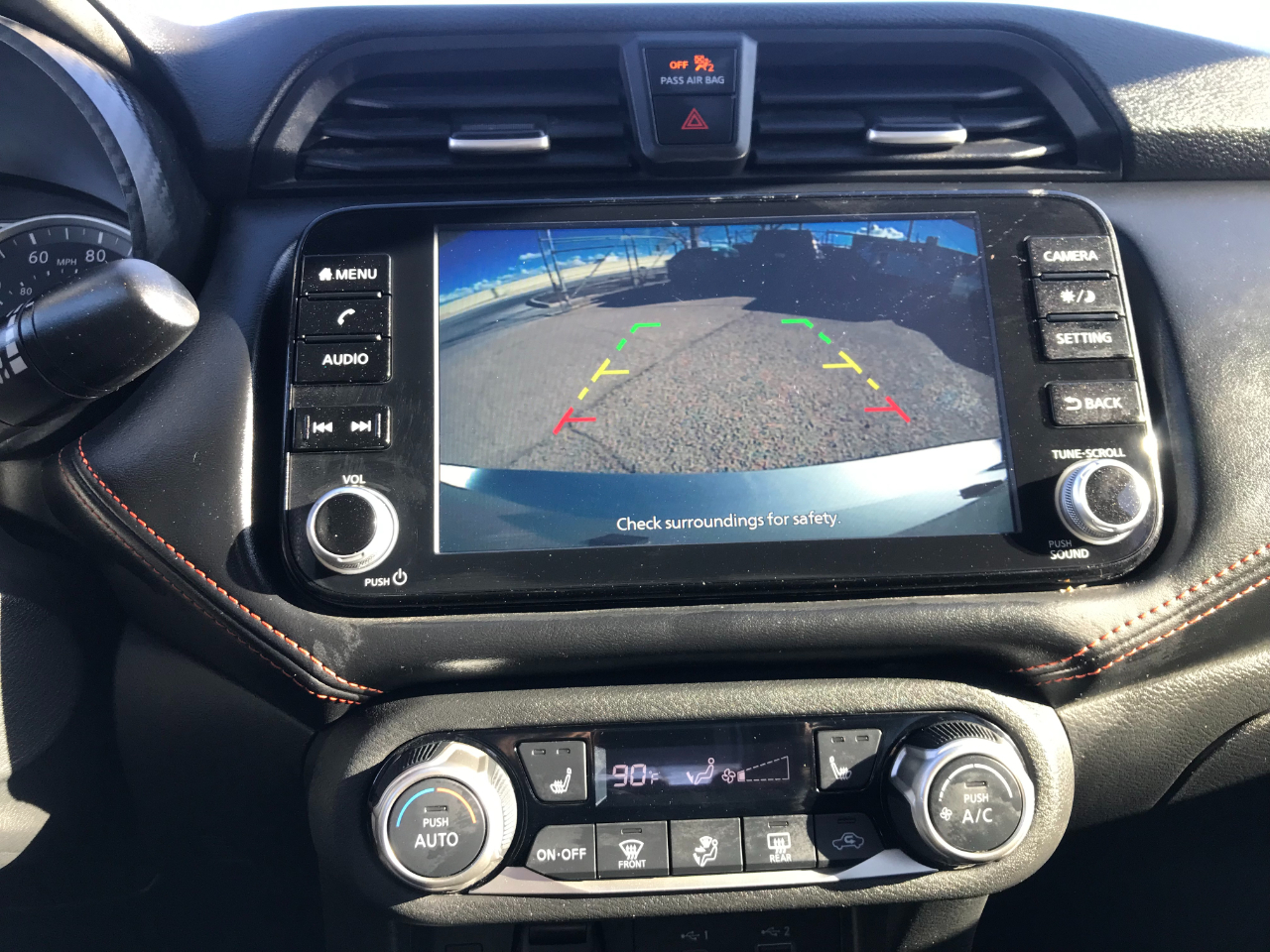 Nissan Versa SR 2024