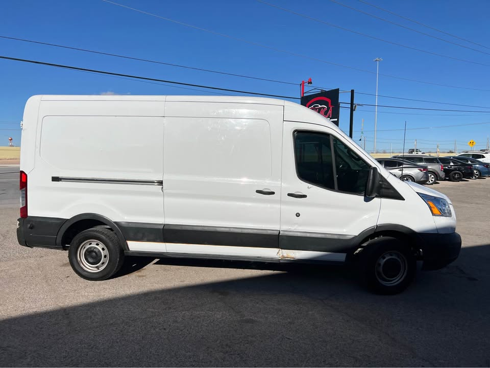 Ford Transit 150 Van Med. Roof w/Sliding Pass. 148-in. WB 2015
