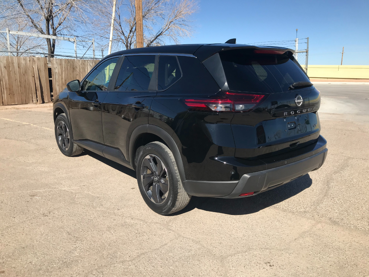 Nissan Rogue SV 2024