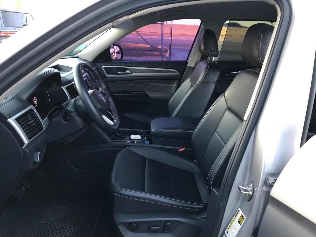 Volkswagen Atlas V6 SE w/Technology 2022