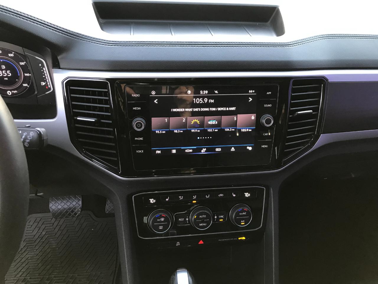 Volkswagen Atlas V6 SE w/Technology 2022