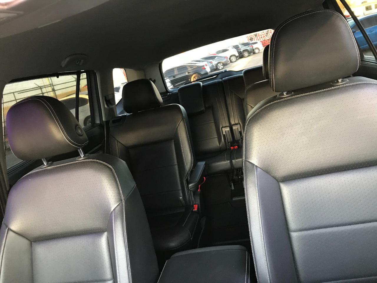 Volkswagen Atlas V6 SE w/Technology 2022