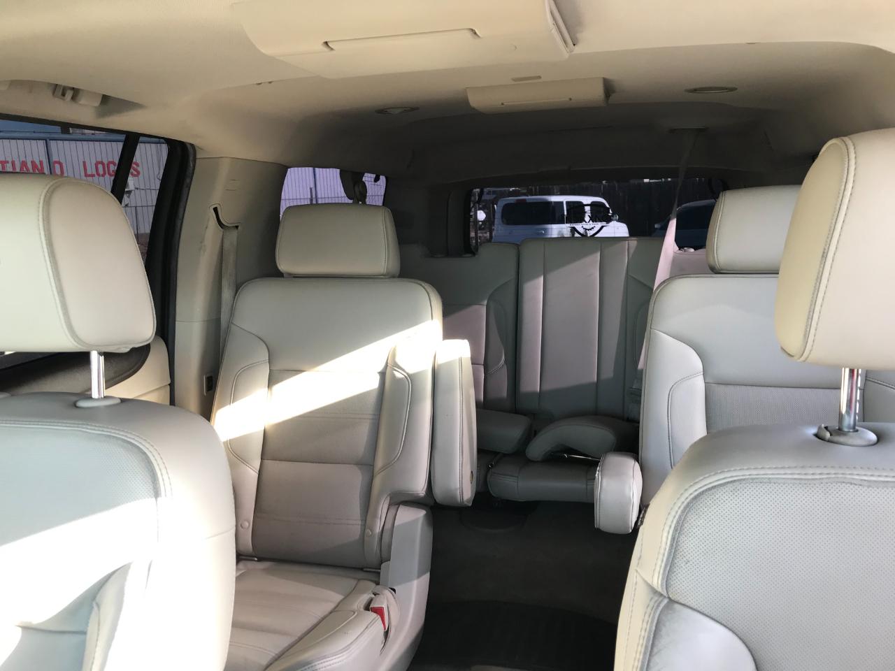 GMC Yukon XL Denali 4WD 2016