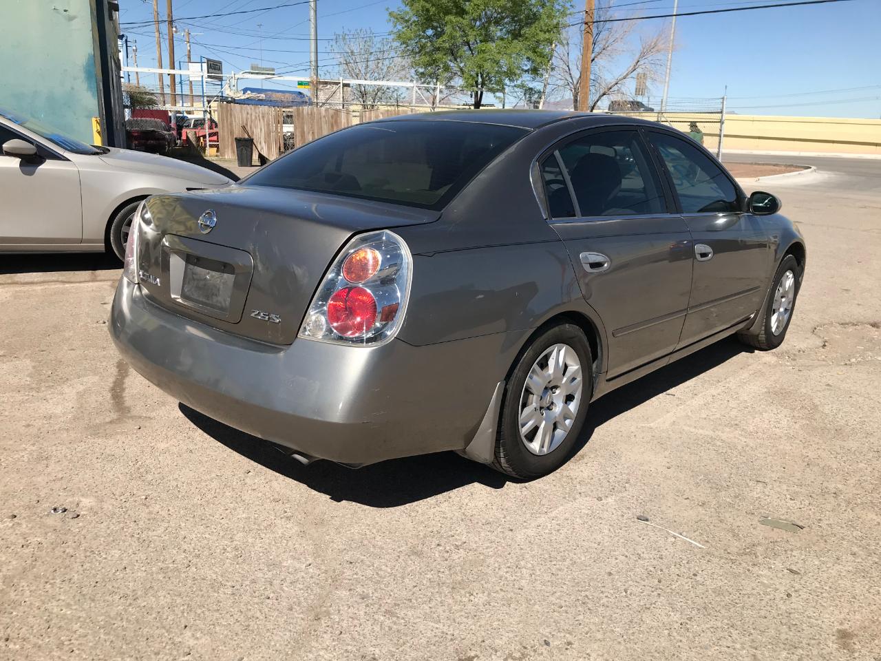 Nissan Altima 2.5 S Sedan 2005