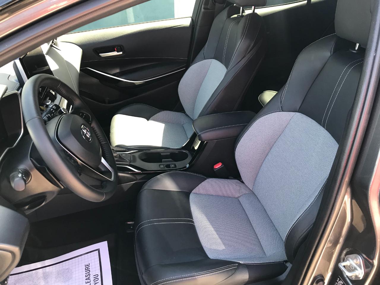 Toyota Corolla XSE Hatchback 2025