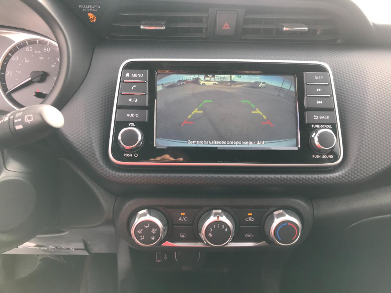 Nissan Kicks S 2023