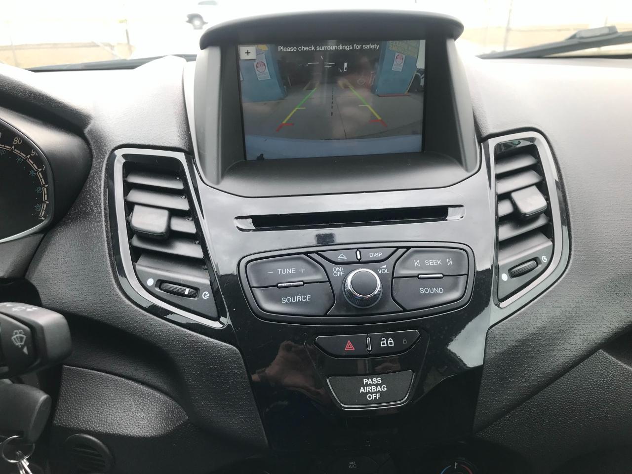 Ford Fiesta SE Hatchback 2018