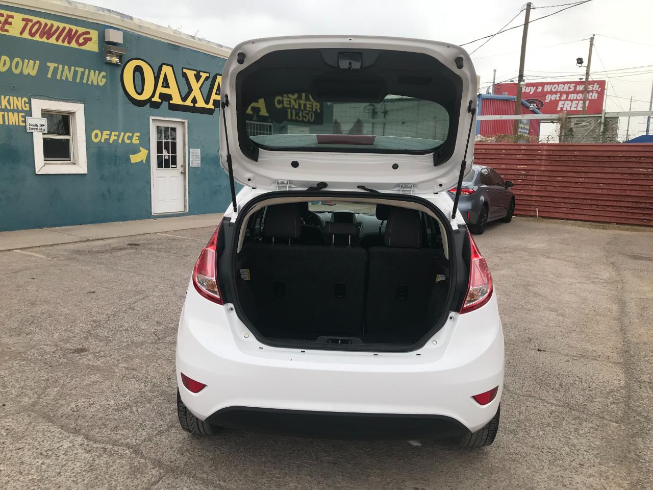 Ford Fiesta SE Hatchback 2018