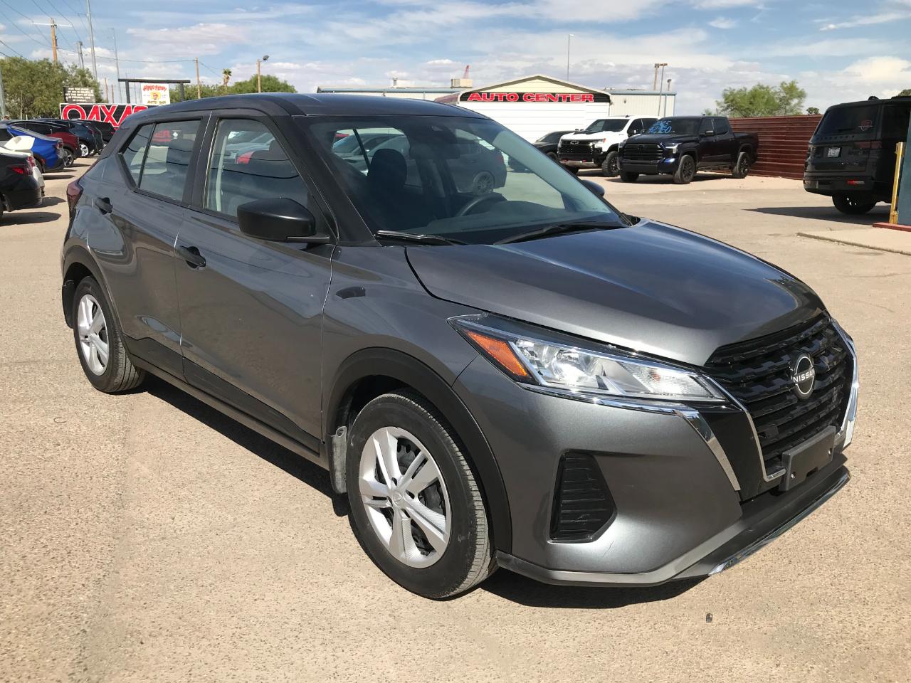 Nissan Kicks S 2025