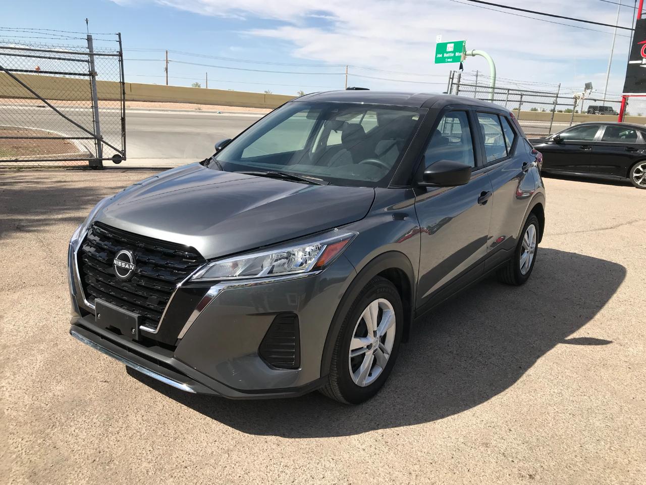 Nissan Kicks S 2025