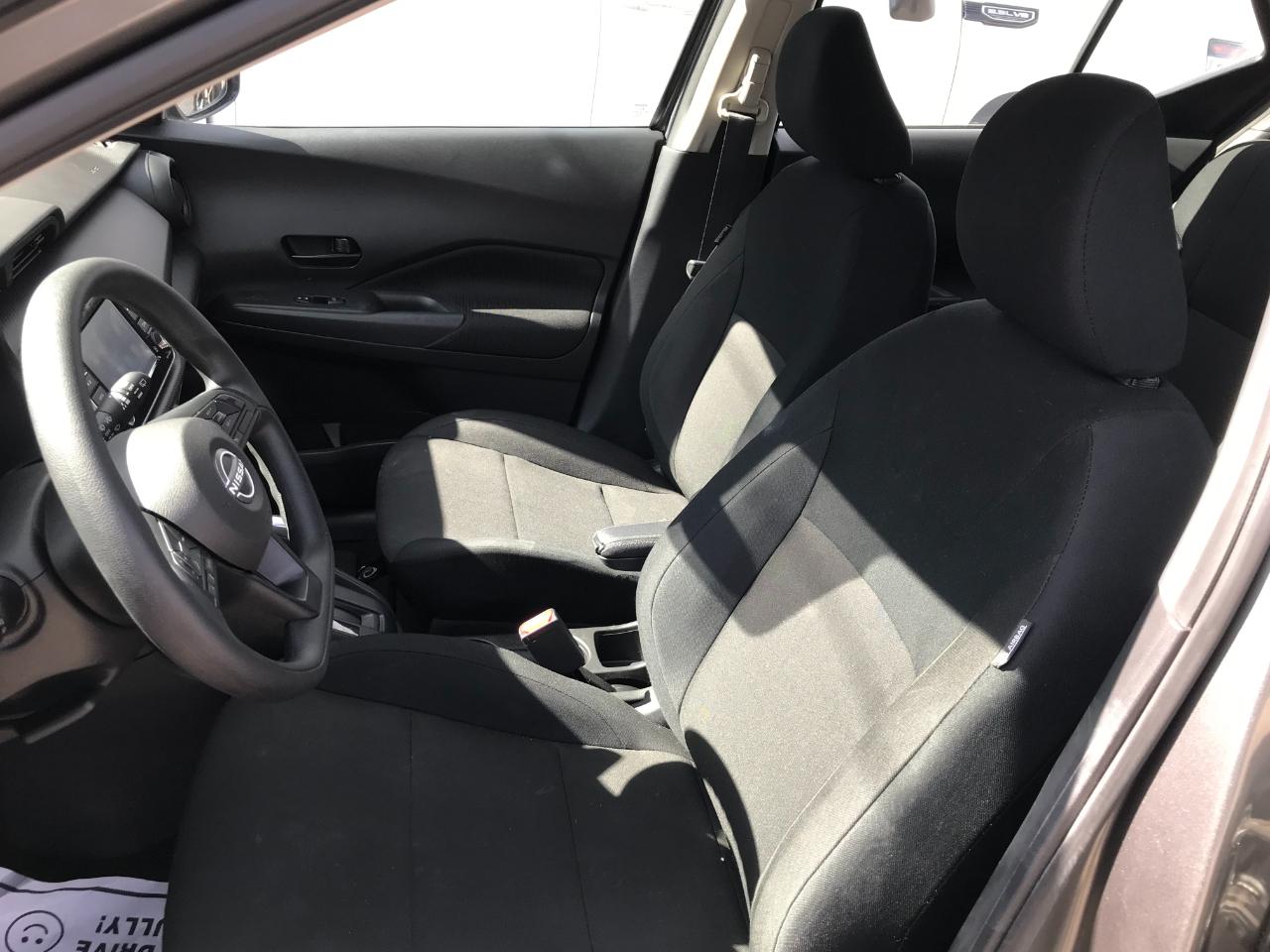 Nissan Kicks S 2025