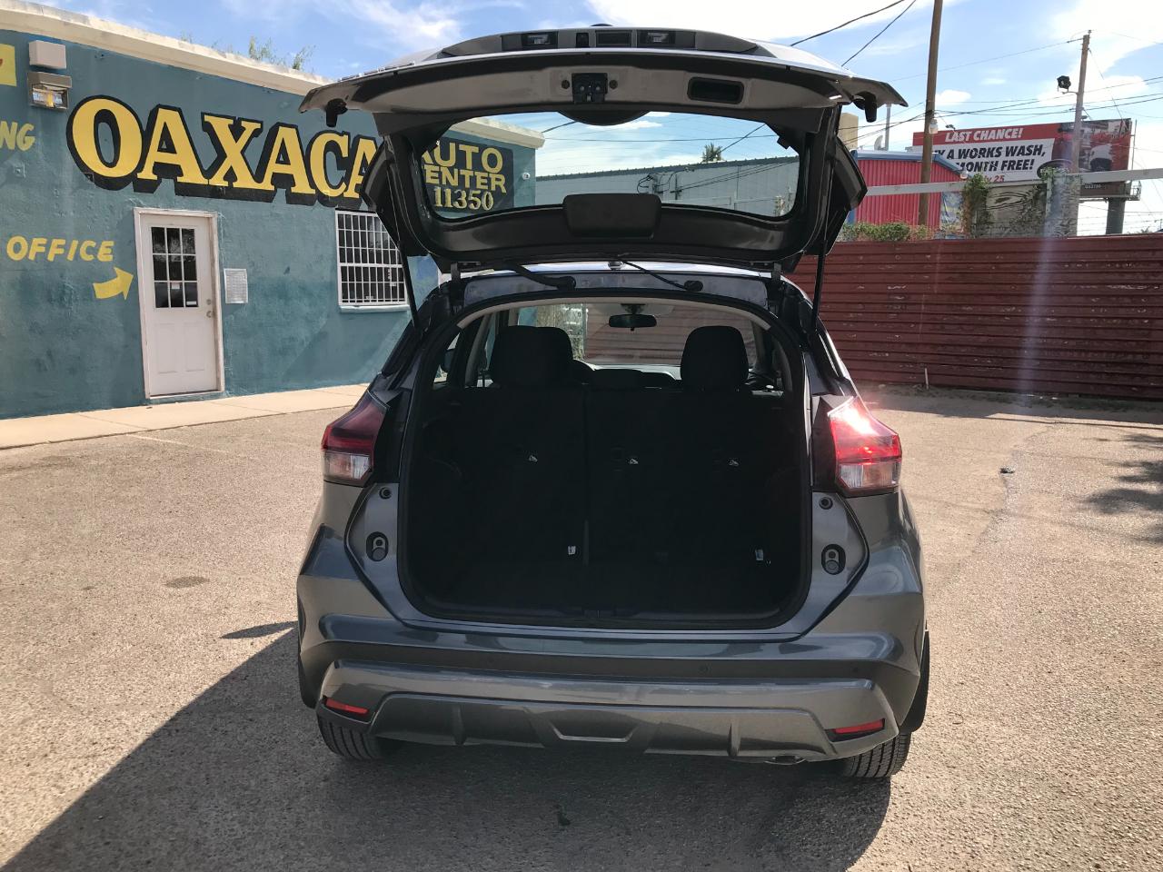 Nissan Kicks S 2025