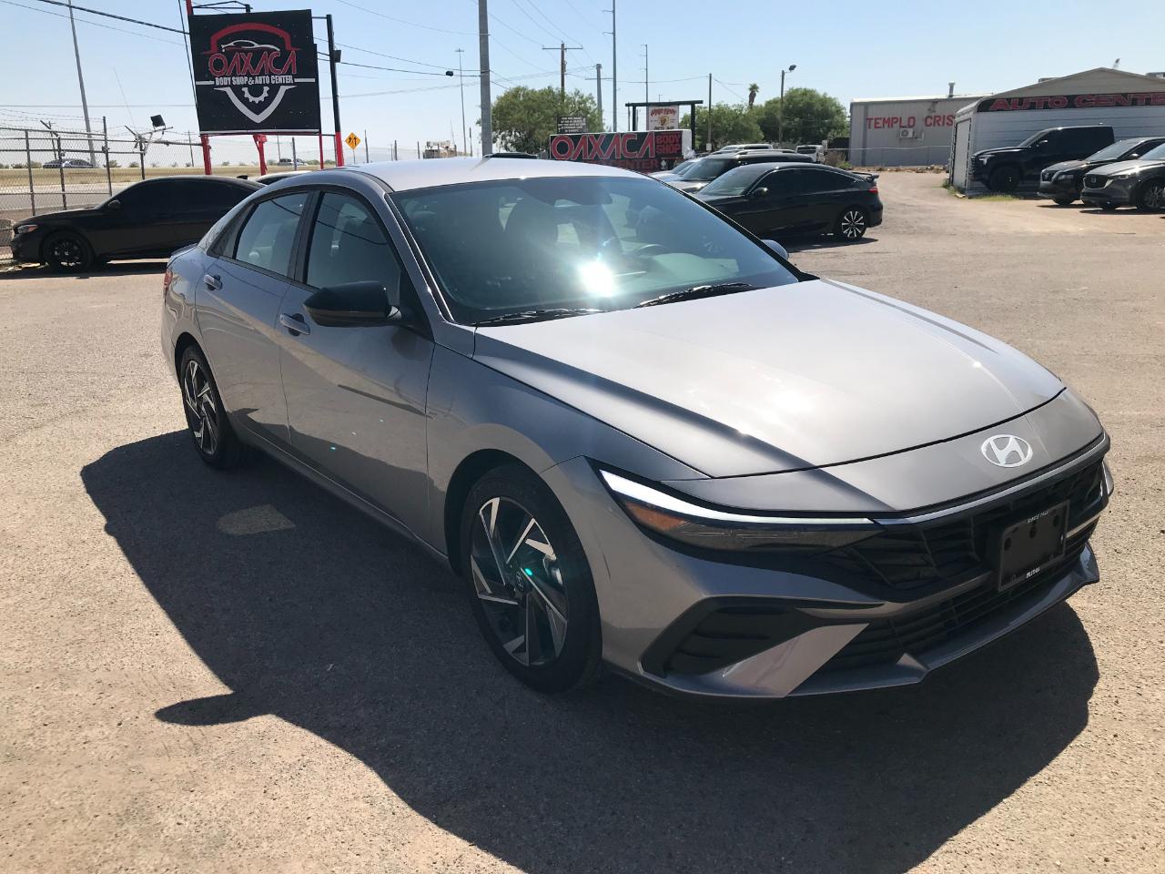 Hyundai Elantra SEL Sport 2025