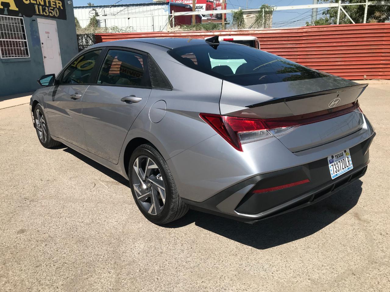 Hyundai Elantra SEL Sport 2025