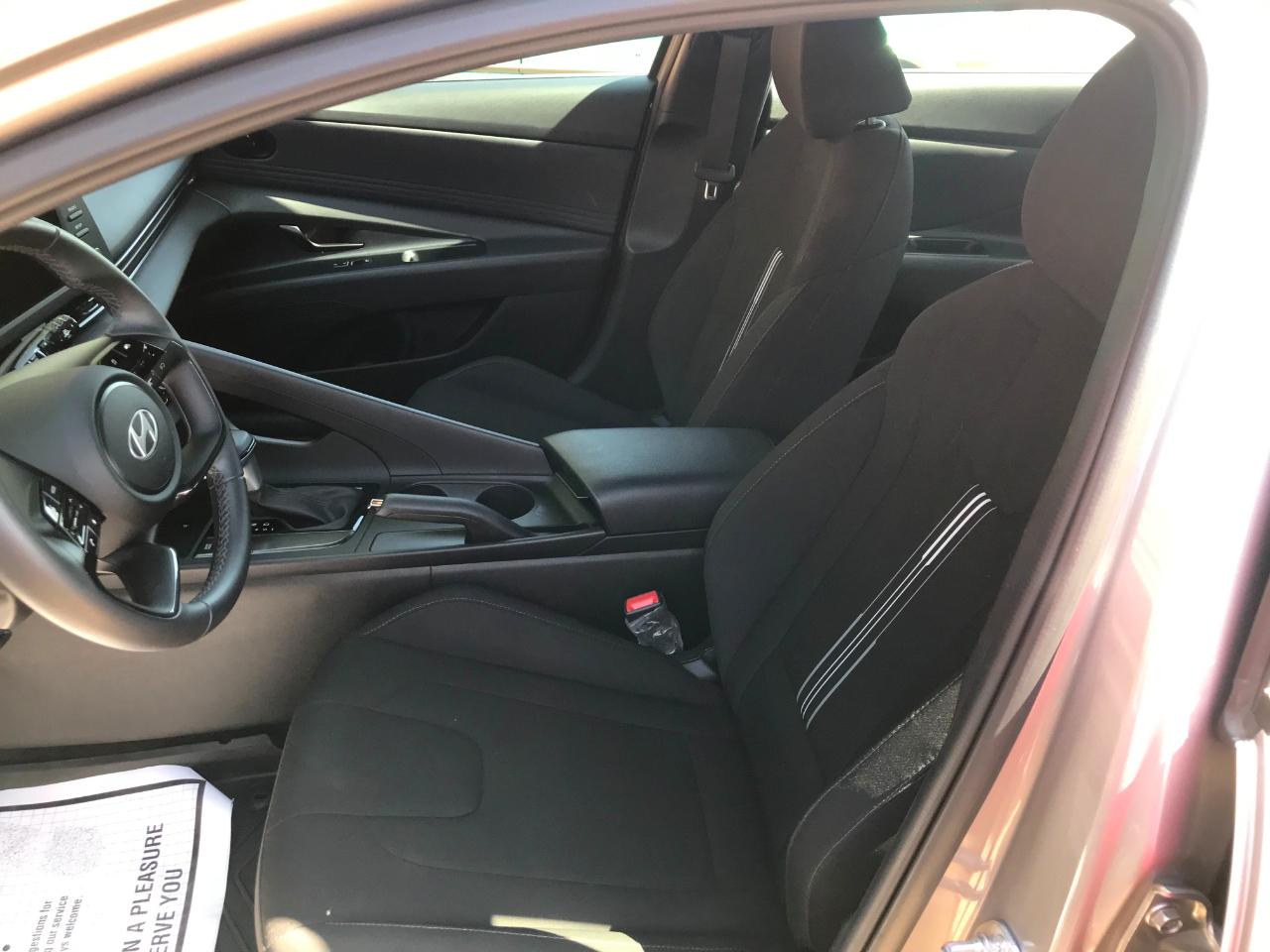 Hyundai Elantra SEL Sport 2025