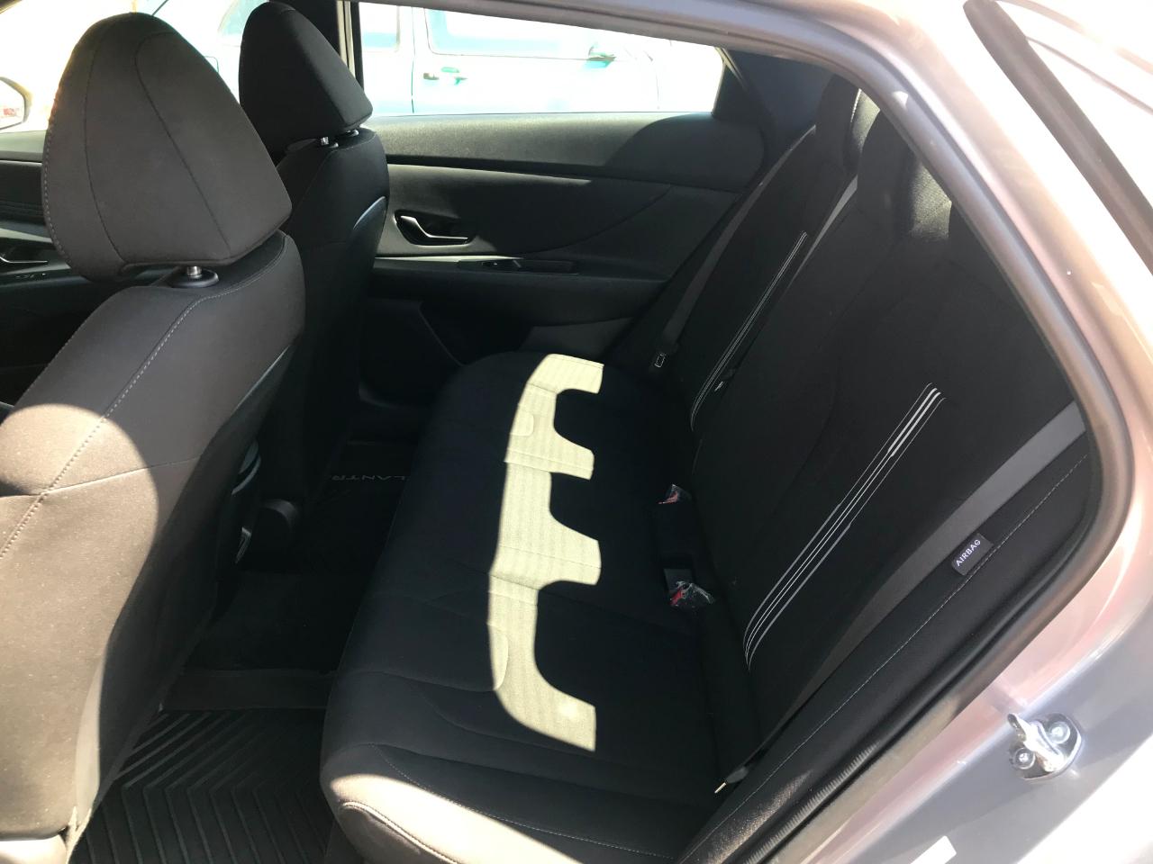 Hyundai Elantra SEL Sport 2025