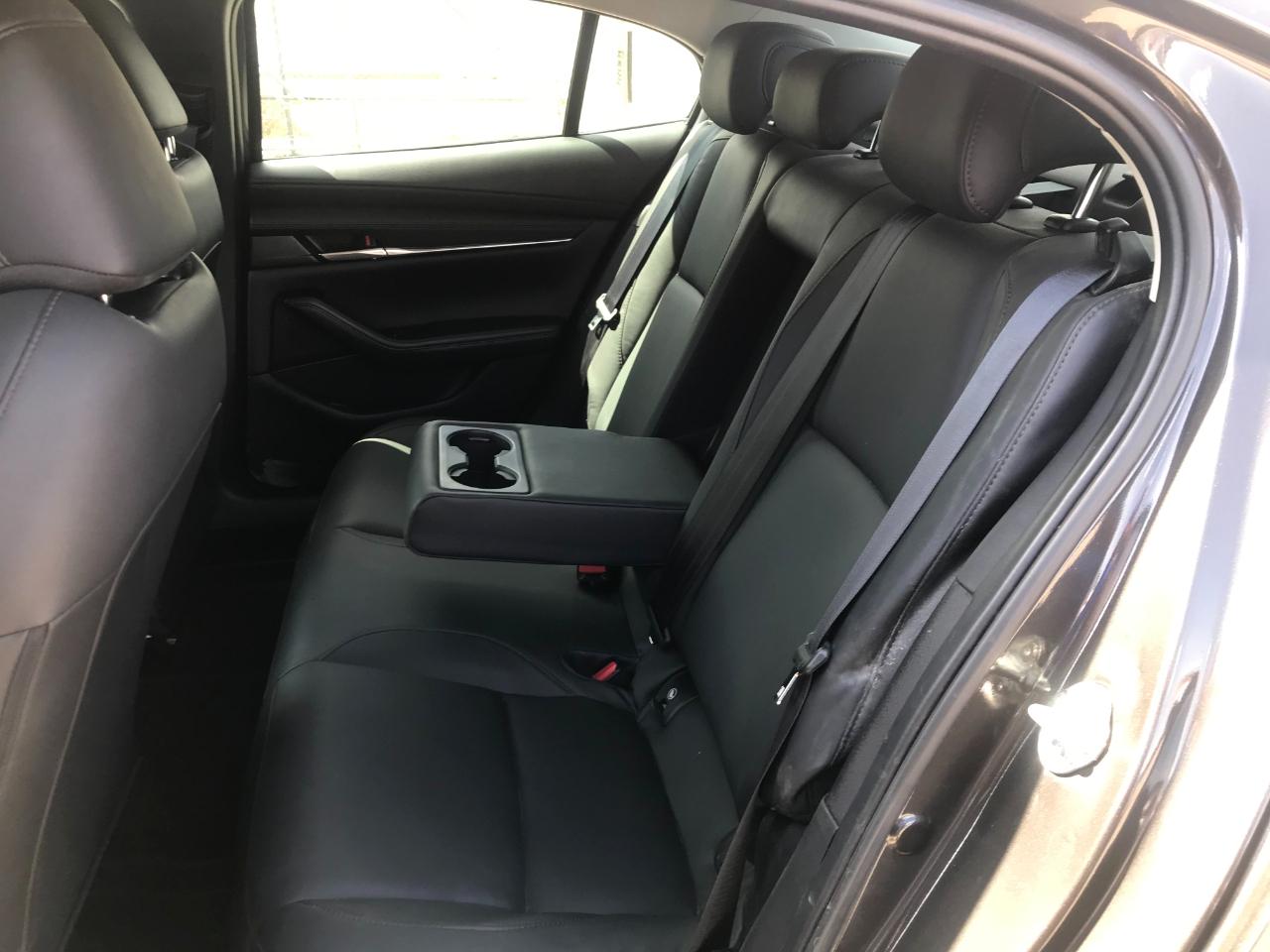 Mazda MAZDA3 2.5 S Preferred 2025