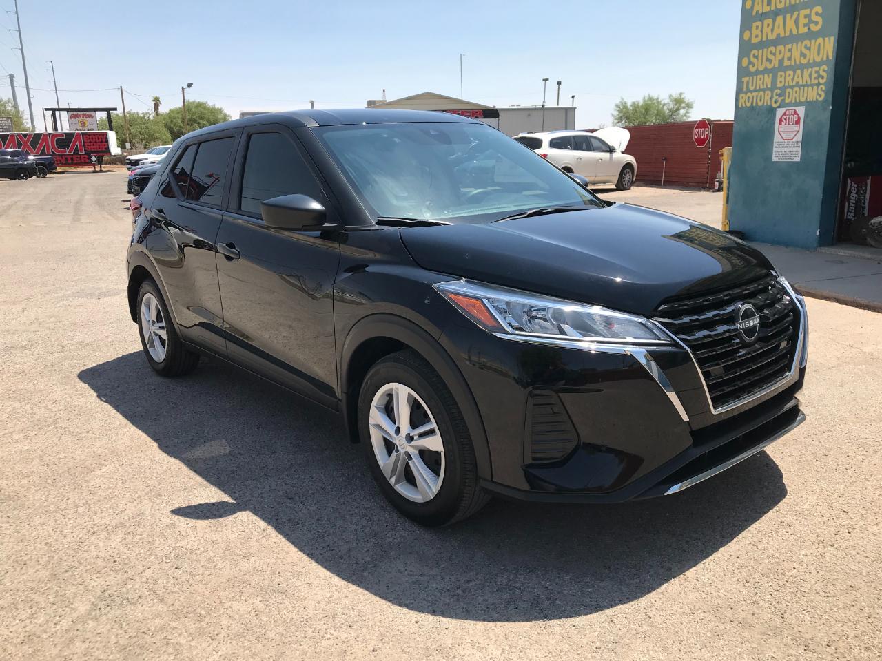 2024 Nissan Kicks S