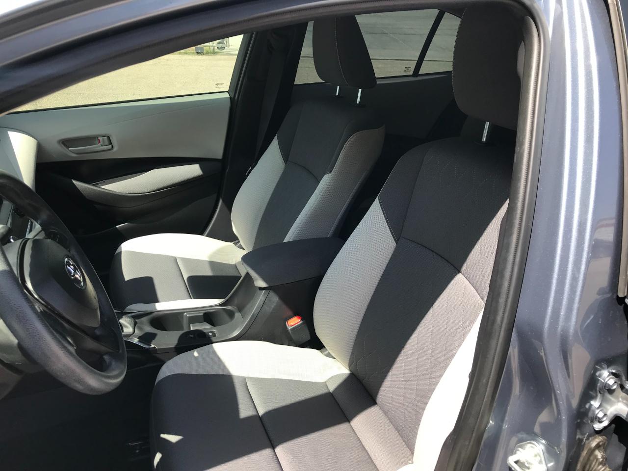 Toyota Corolla LE 2025
