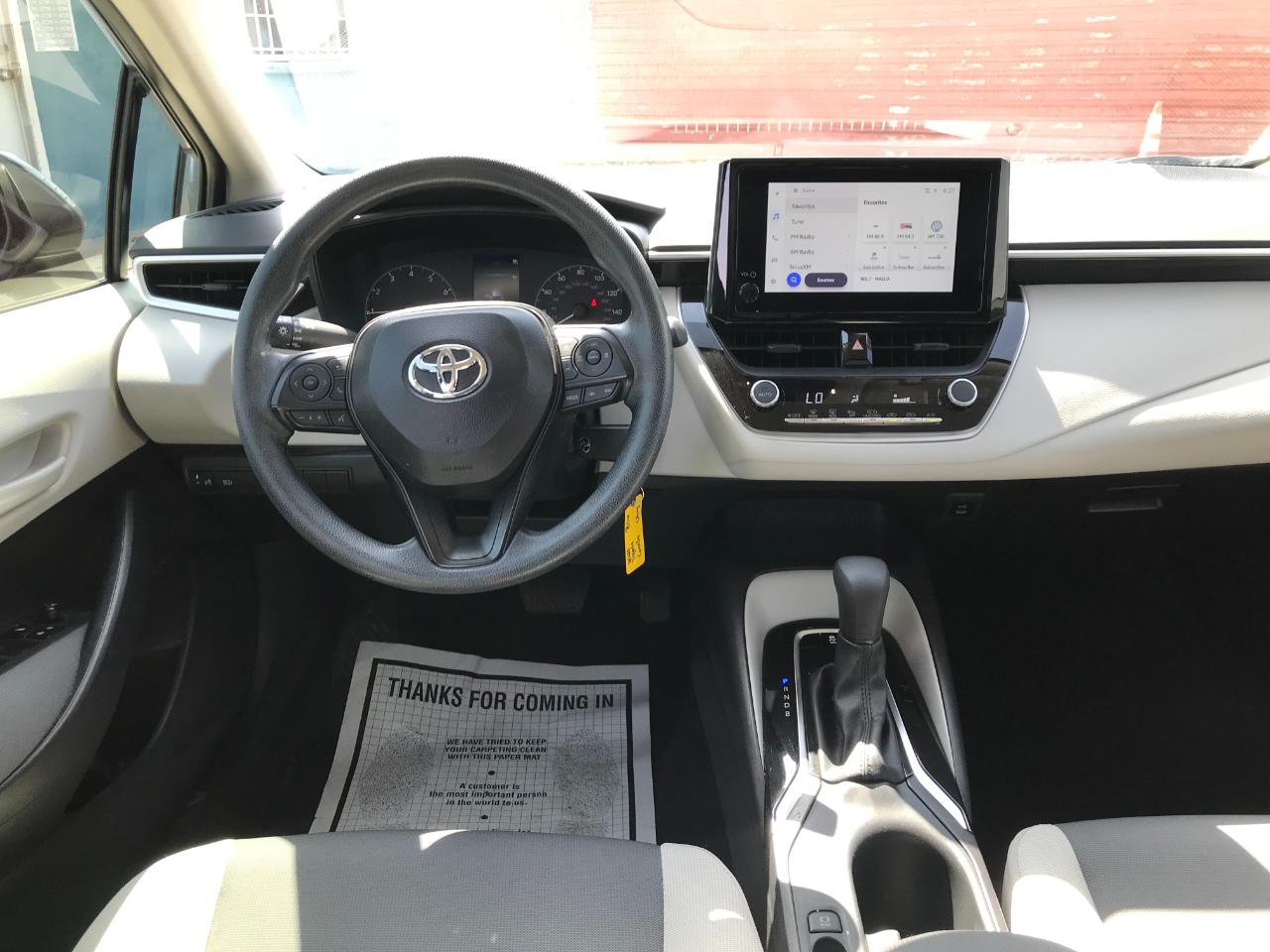 Toyota Corolla LE 2025