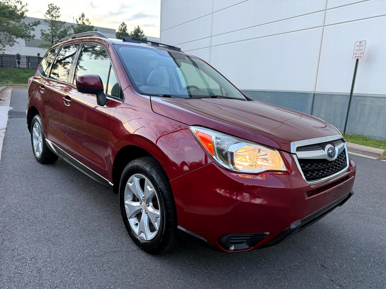 Subaru Forester 4dr CVT 2.5i Premium PZEV 2015 Subaru Forester 4dr CVT 2.5i Premium PZEV 2015