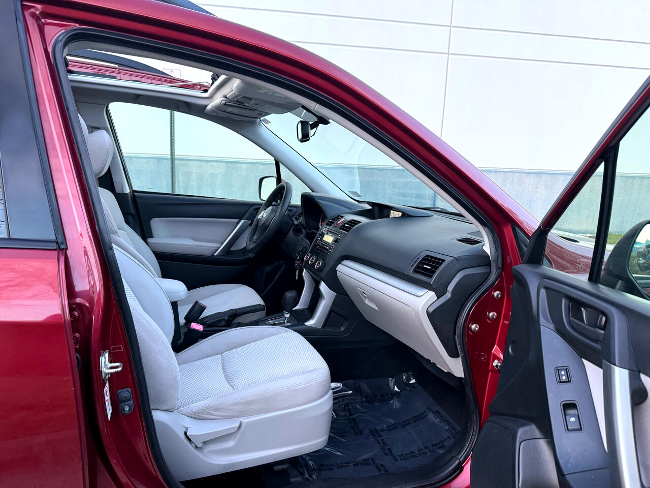 Subaru Forester 4dr CVT 2.5i Premium PZEV 2015 Subaru Forester 4dr CVT 2.5i Premium PZEV 2015