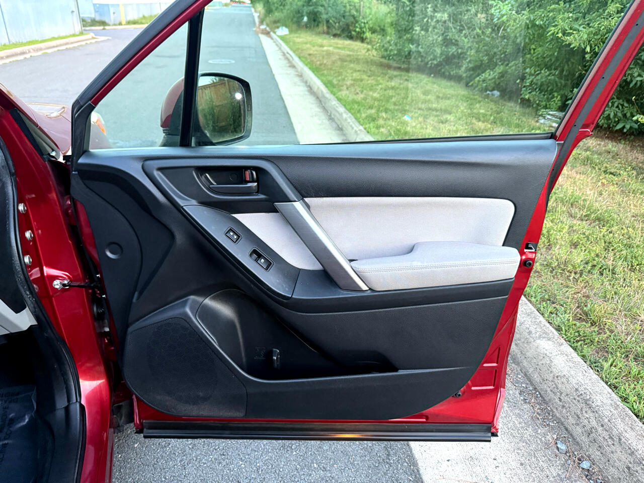 Subaru Forester 4dr CVT 2.5i Premium PZEV 2015 Subaru Forester 4dr CVT 2.5i Premium PZEV 2015