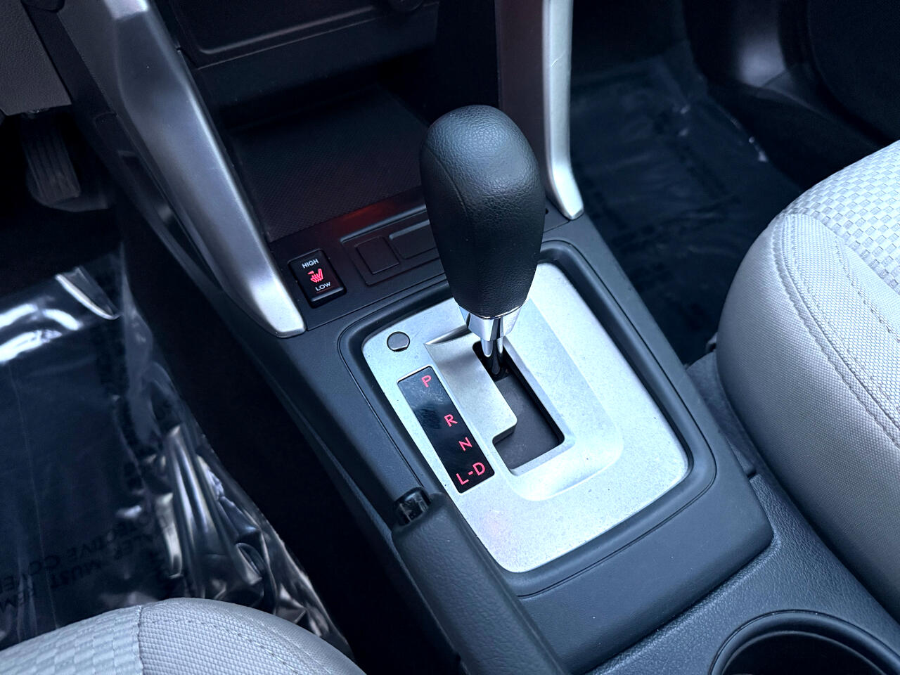 Subaru Forester 4dr CVT 2.5i Premium PZEV 2015 Subaru Forester 4dr CVT 2.5i Premium PZEV 2015