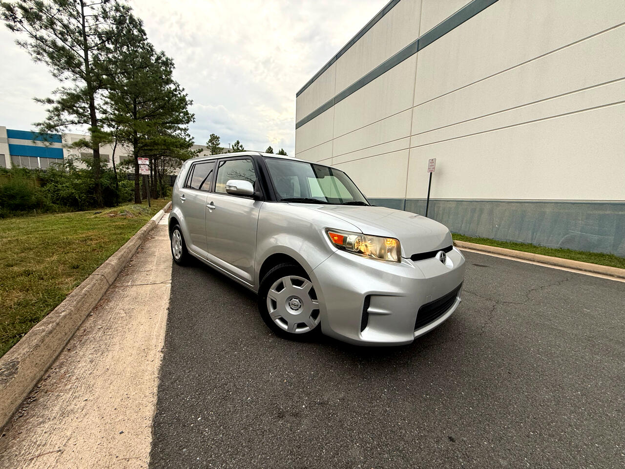 2012 Scion xB photo 5