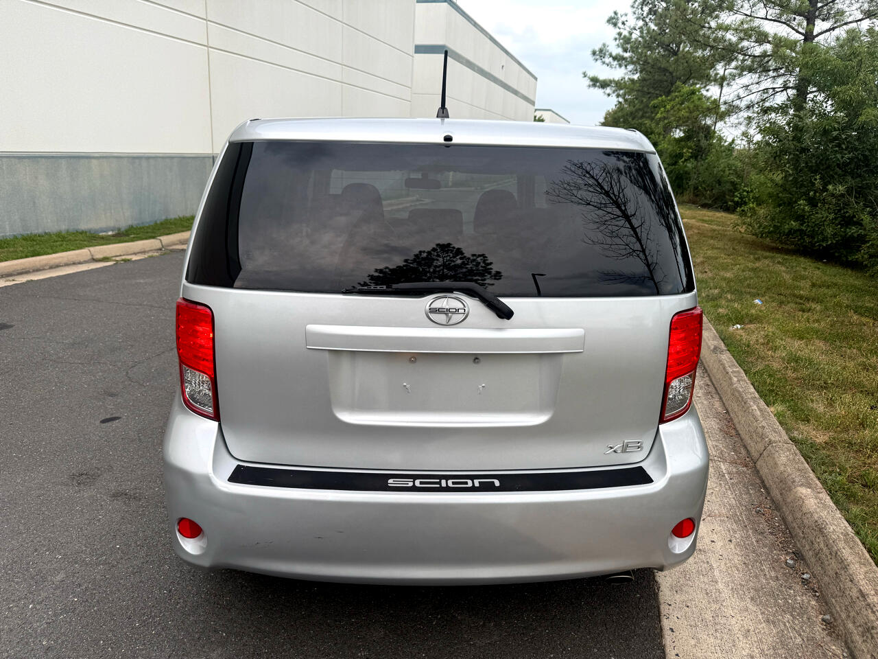 2012 Scion xB photo 8