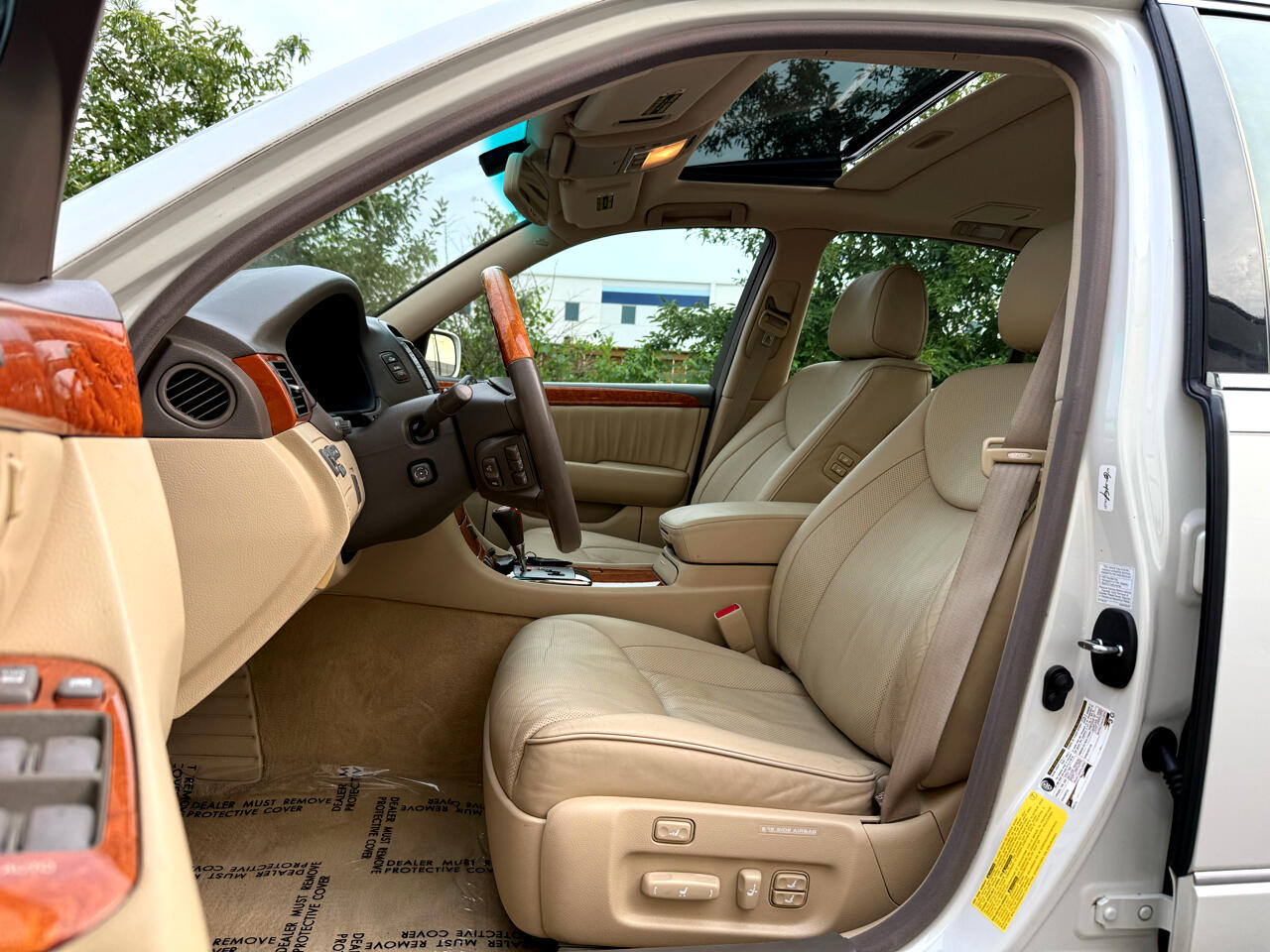 2005 Lexus LS 430 photo 14