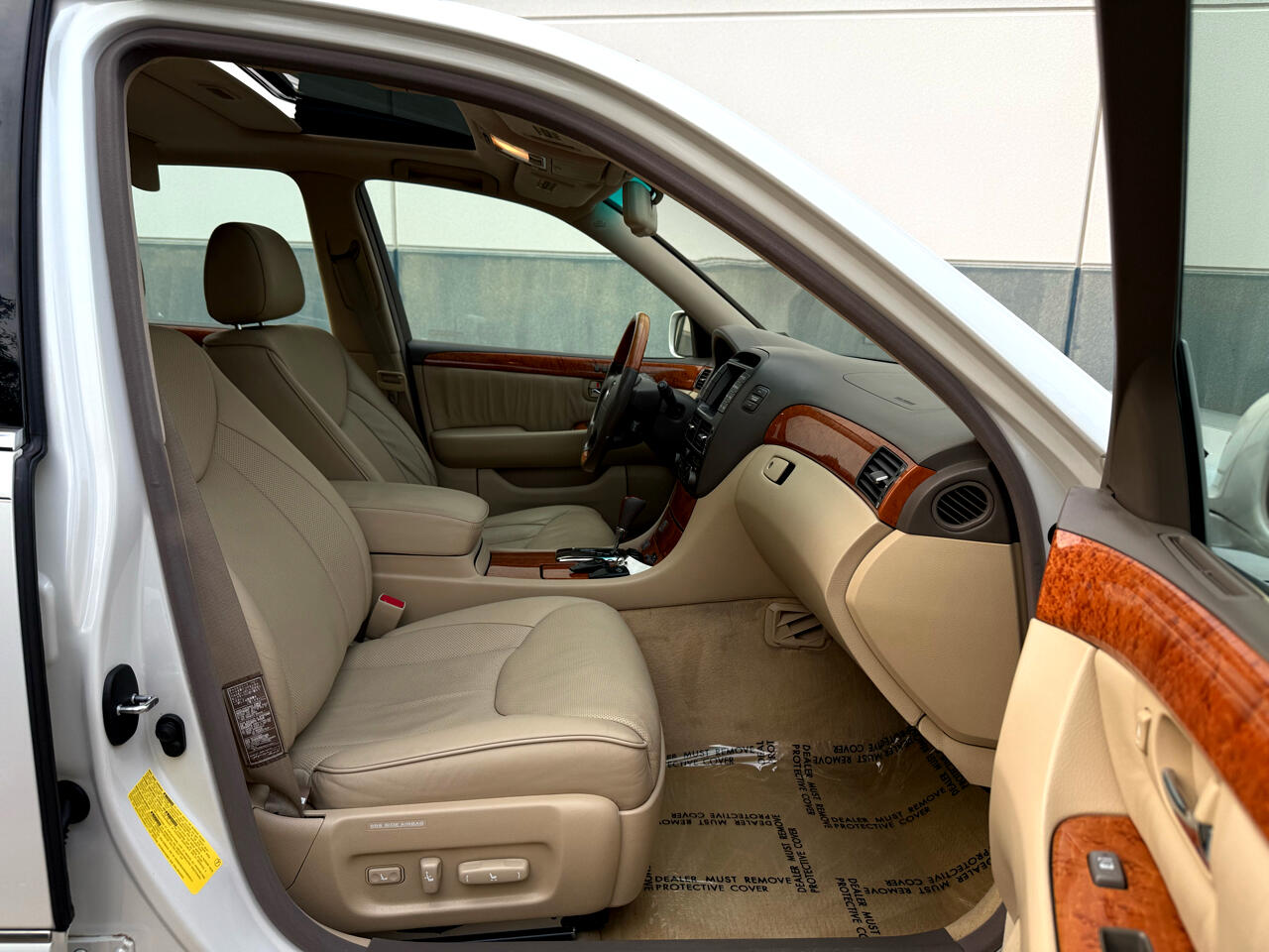 2005 Lexus LS 430 photo 21
