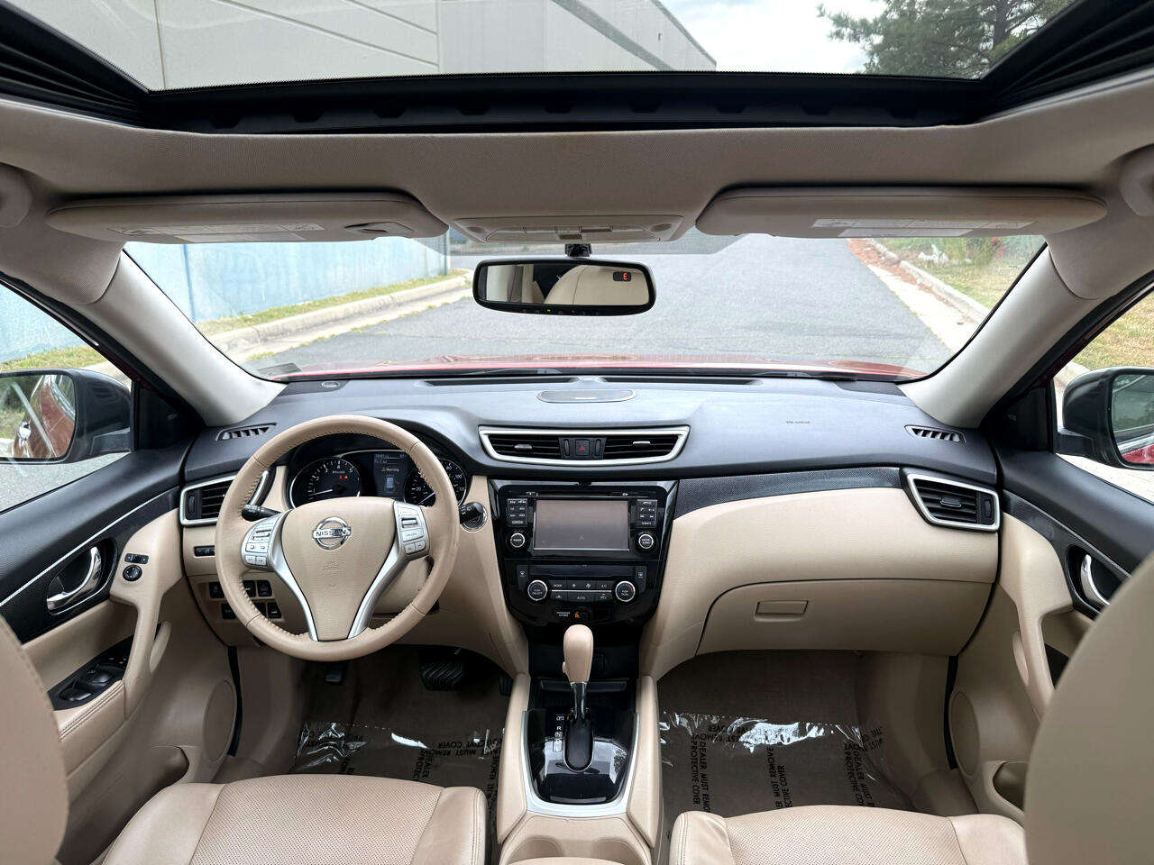 2015 Nissan Rogue SL photo 3