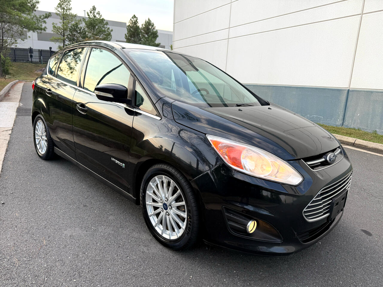 2013 Ford C-Max Hybrid SEL photo 12