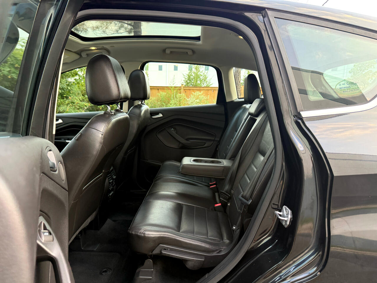 2013 Ford C-Max Hybrid SEL photo 18