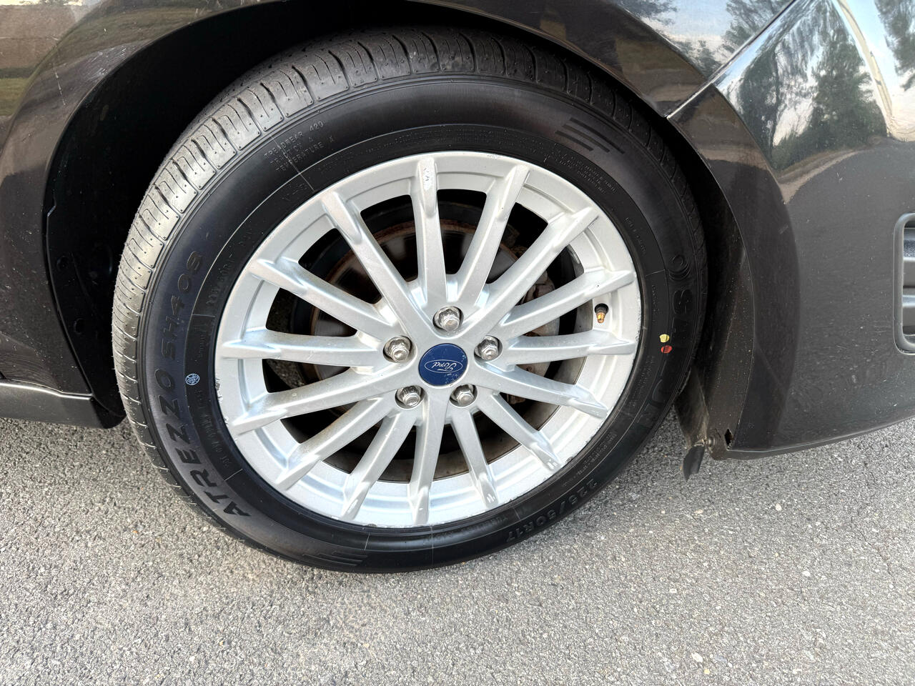 2013 Ford C-Max Hybrid SEL photo 39