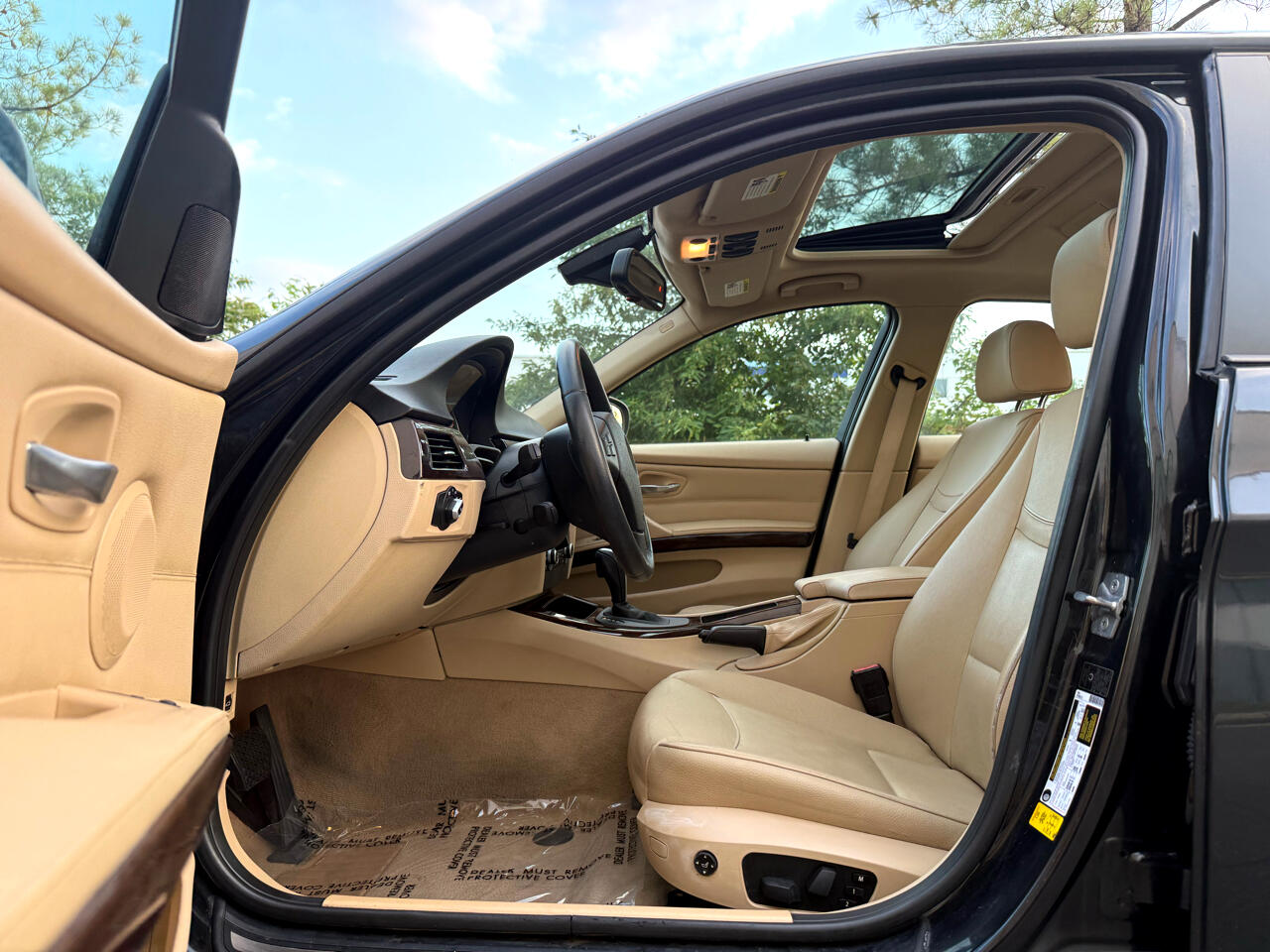 BMW 3 Series 4dr Sdn 328i RWD South Africa 2011 BMW 3 Series 4dr Sdn 328i RWD South Africa 2011