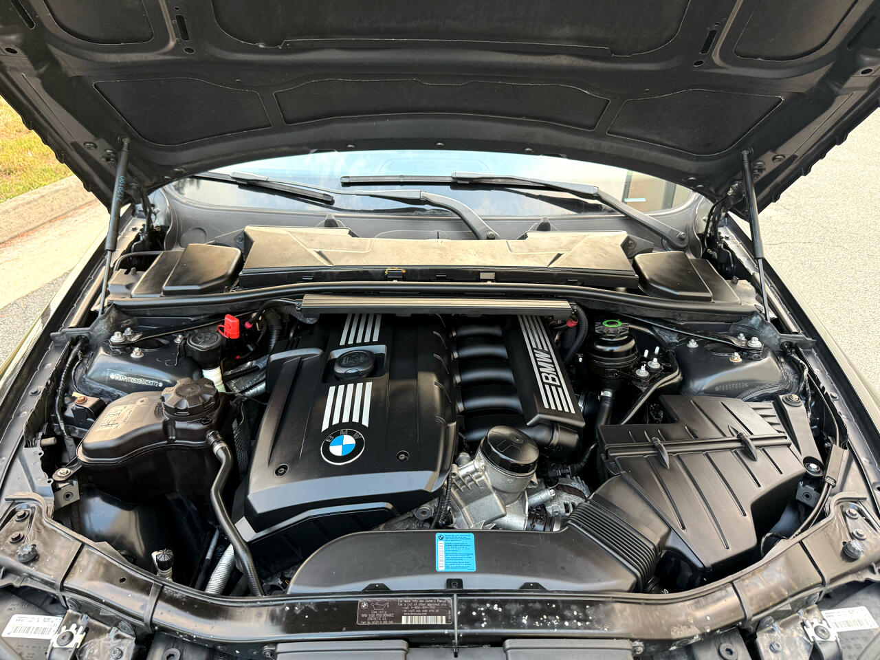 BMW 3 Series 4dr Sdn 328i RWD South Africa 2011 BMW 3 Series 4dr Sdn 328i RWD South Africa 2011