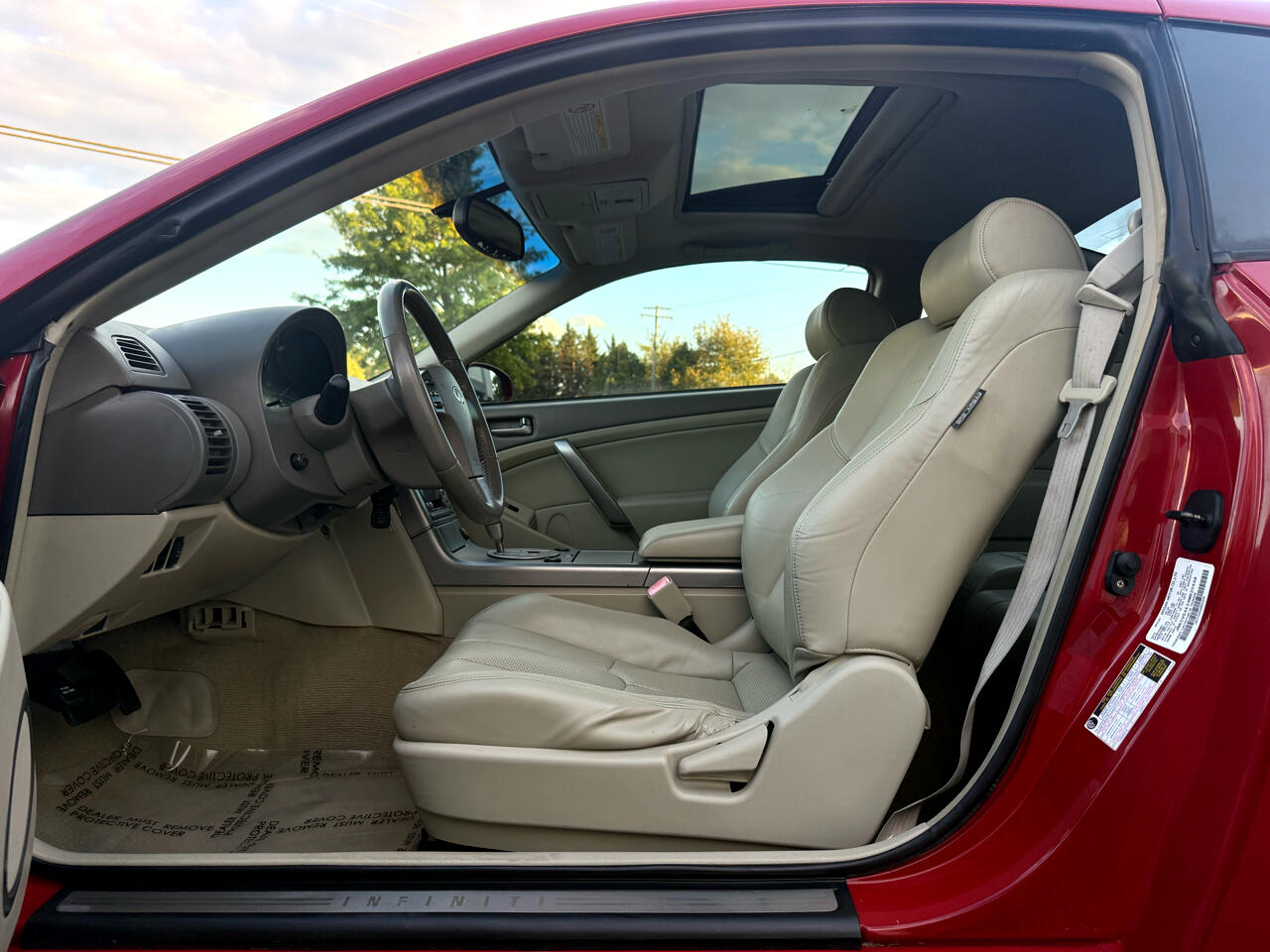 2004 Infiniti G35 Coupe photo 12