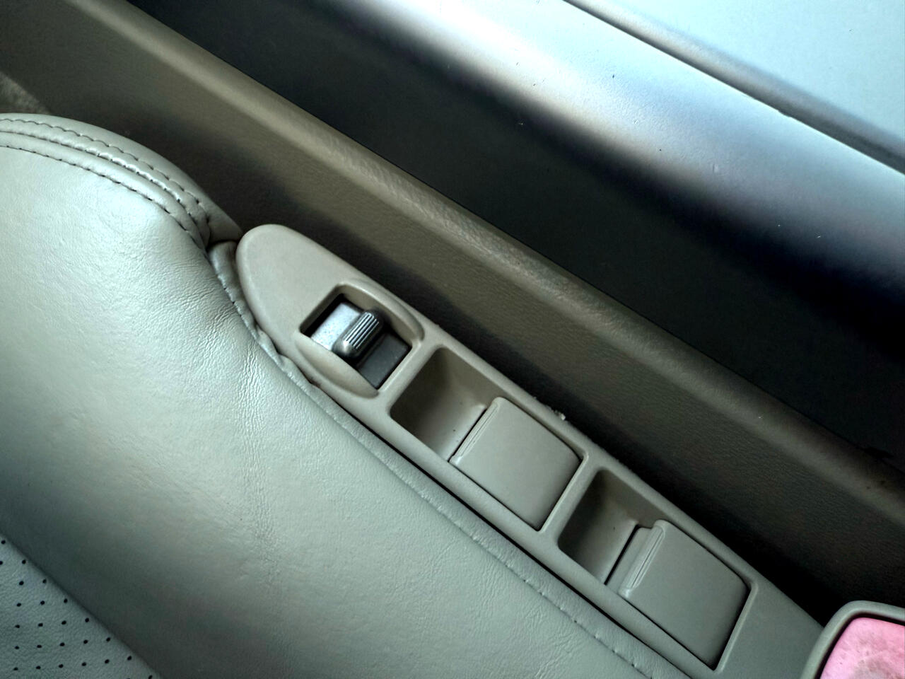 2004 Infiniti G35 Coupe photo 24