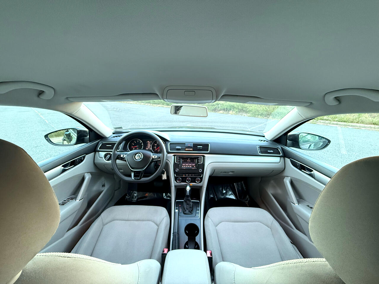 2018 Volkswagen Passat 2.0T S photo 5