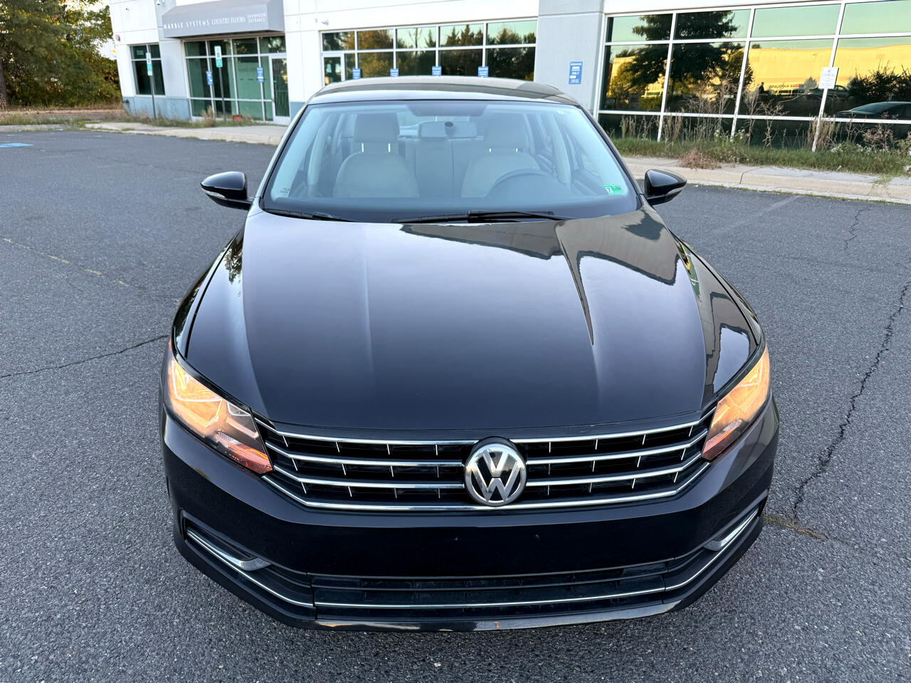 2018 Volkswagen Passat 2.0T S photo 7