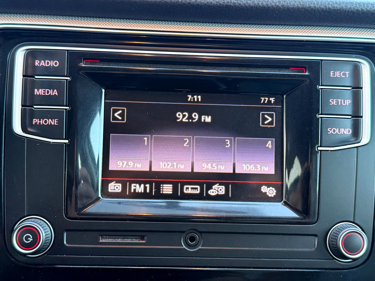 2018 Volkswagen Passat 2.0T S photo 34