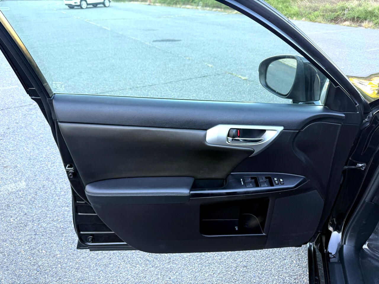 2013 Lexus CT 200h photo 12