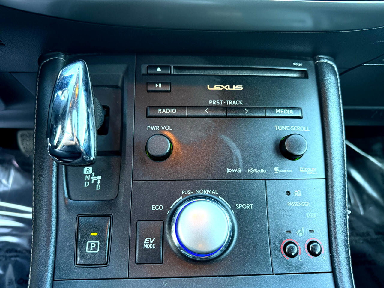 2013 Lexus CT 200h photo 27