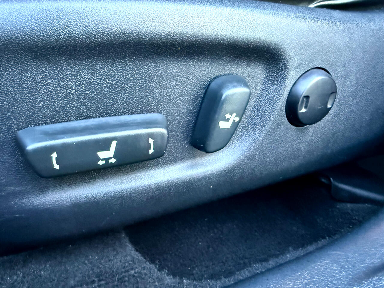 2013 Lexus CT 200h photo 34