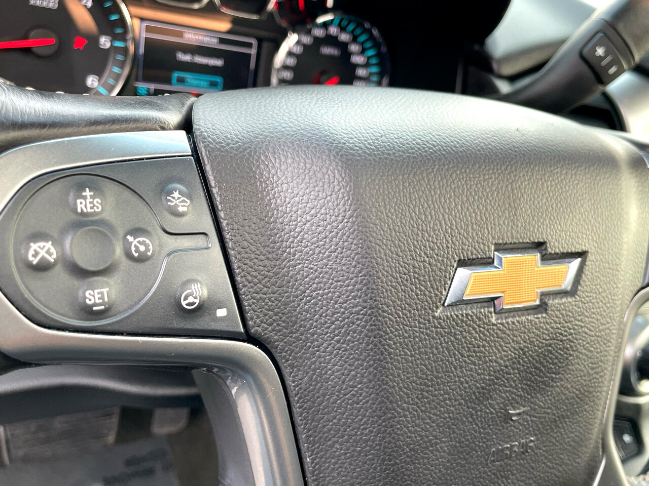 2016 Chevrolet Tahoe LT photo 32