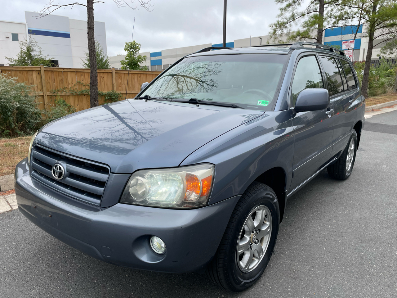 2007 Toyota Highlander Base photo 2