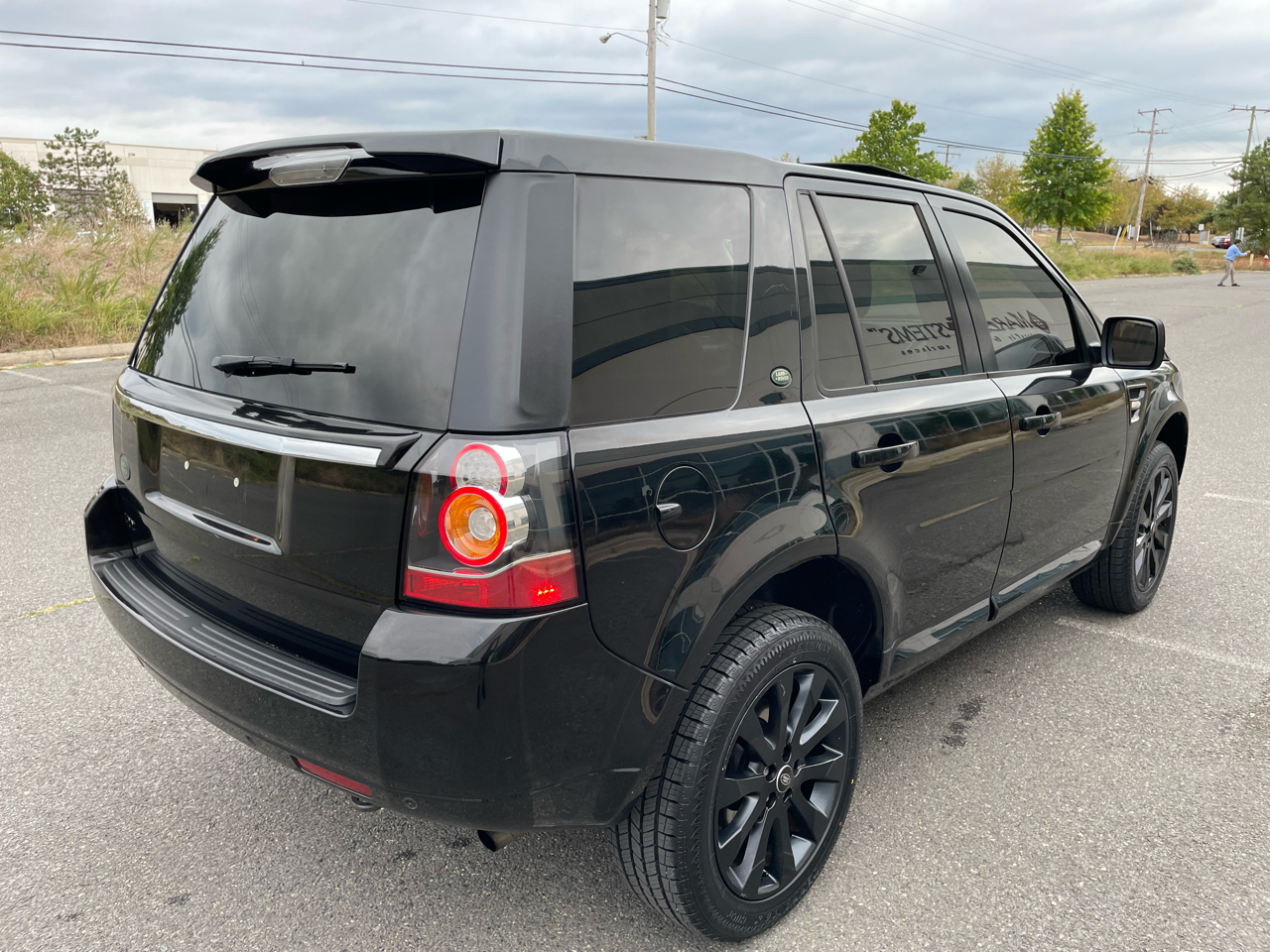 2015 Land Rover LR2 HSE photo 3