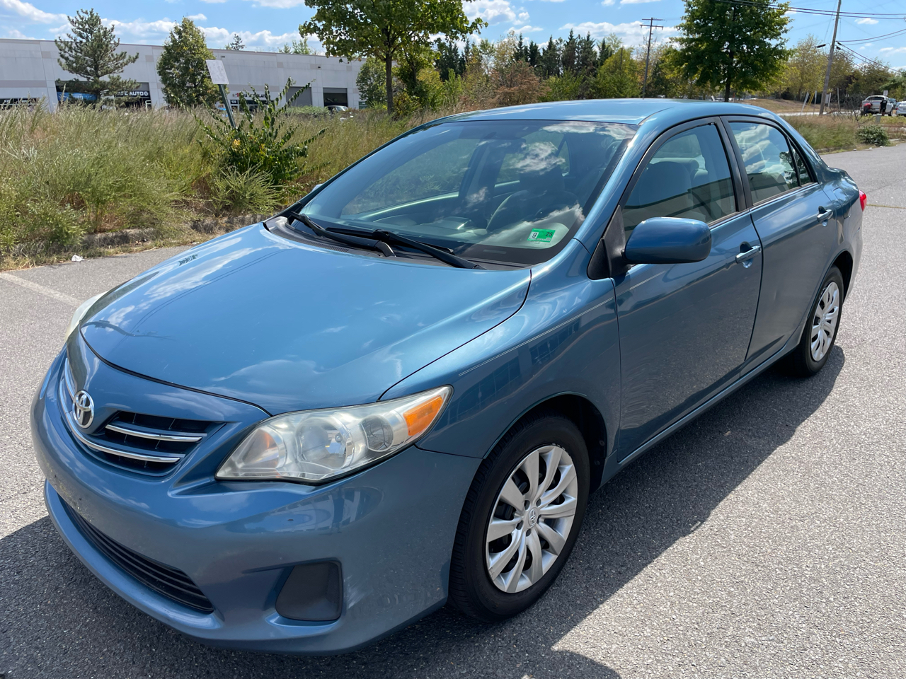 2013 Toyota Corolla LE Special Edition photo 2